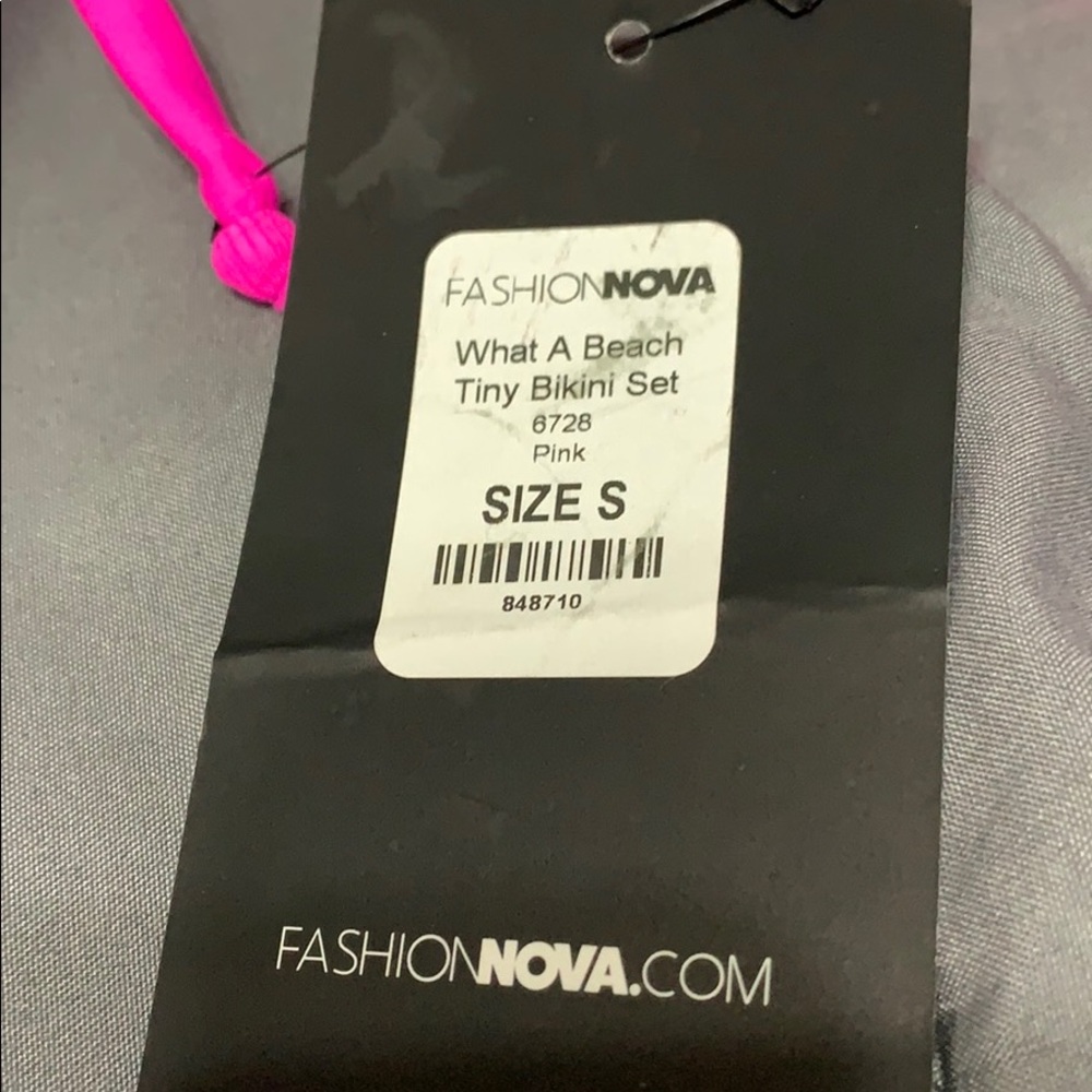 🛑SOLD🛑 NWT Fashion Nova Pink Bikini - Picture 8 of 10